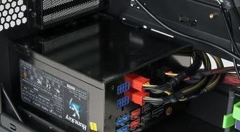 电脑自动关机常见原因分析与解决指南